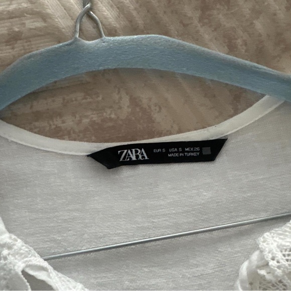 Zara Elegant White Lace Blouse - Picture 5 of 6
